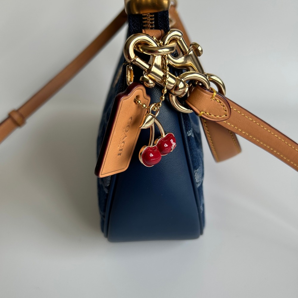 Coach Teri Indigo Signature Denim Leather Shoulder Bag Excellent - Picture 8 of 13